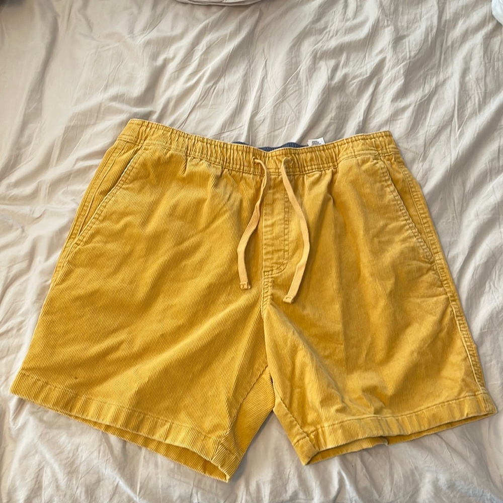 Vineyard Vines Yellow Shorts